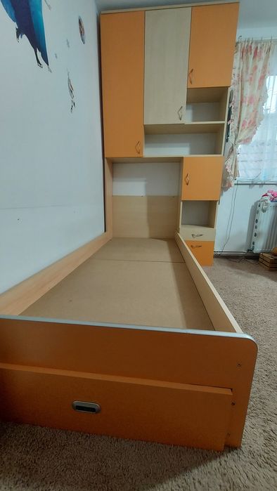Mobilier pat și dulap 2 seturi