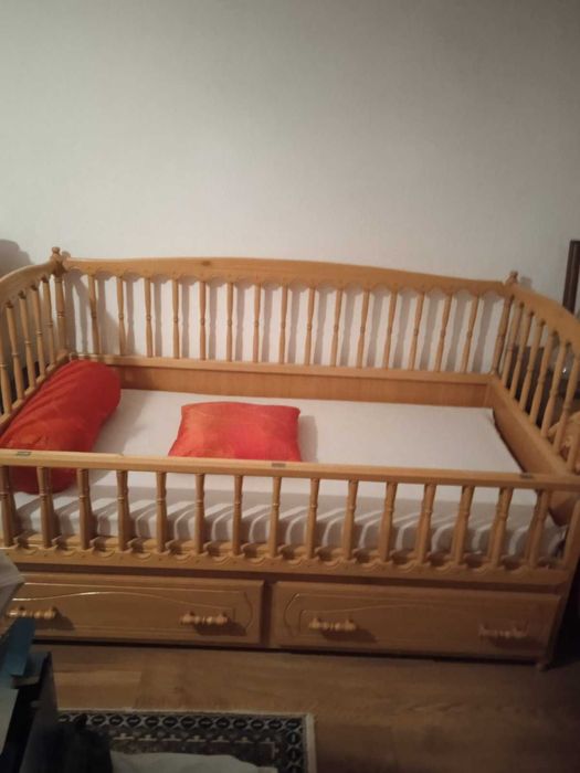 Детска кошара масивно дърво бук