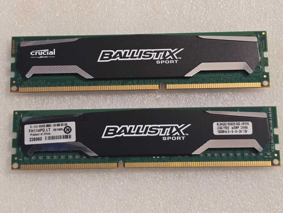 Kit memorie RAM Ballistix Sport 8GB (2 x 4GB) DDR3 1600 (PC3 12800)