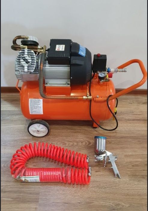 Компрессор двухцилиндровый воздушный 50л.