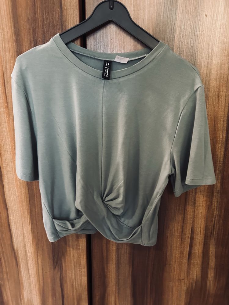 Дамска/ Тийн тениска на H&M