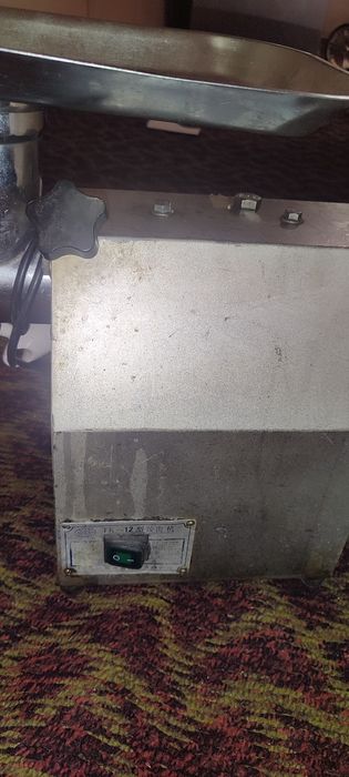 Продается Мясорубка