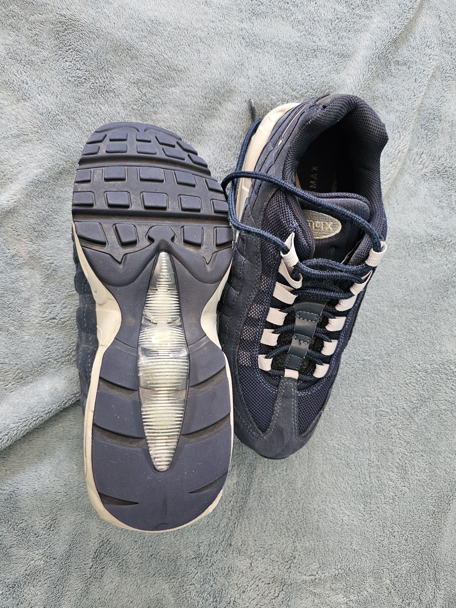 Nike Air Max 95  номер 40.5
