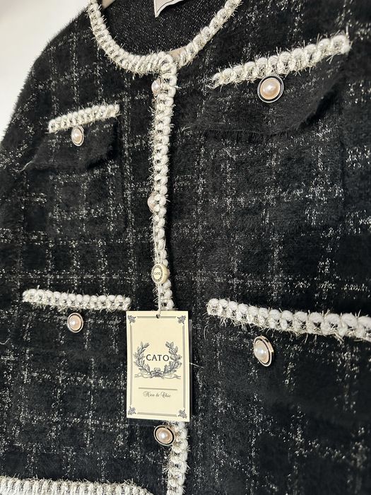 Jachetă CATO nouă