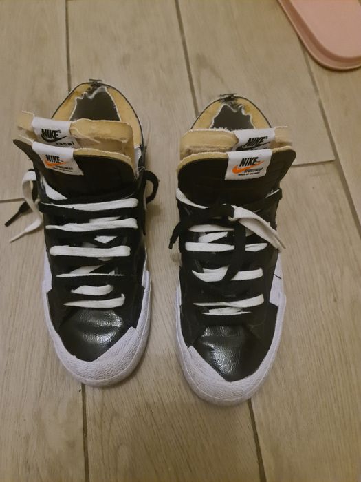 Adidași Nike sacai