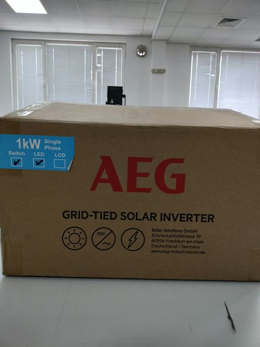 AEG соларен инвертор 1kw