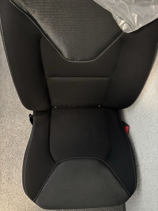 Scaune Renault Clio 4