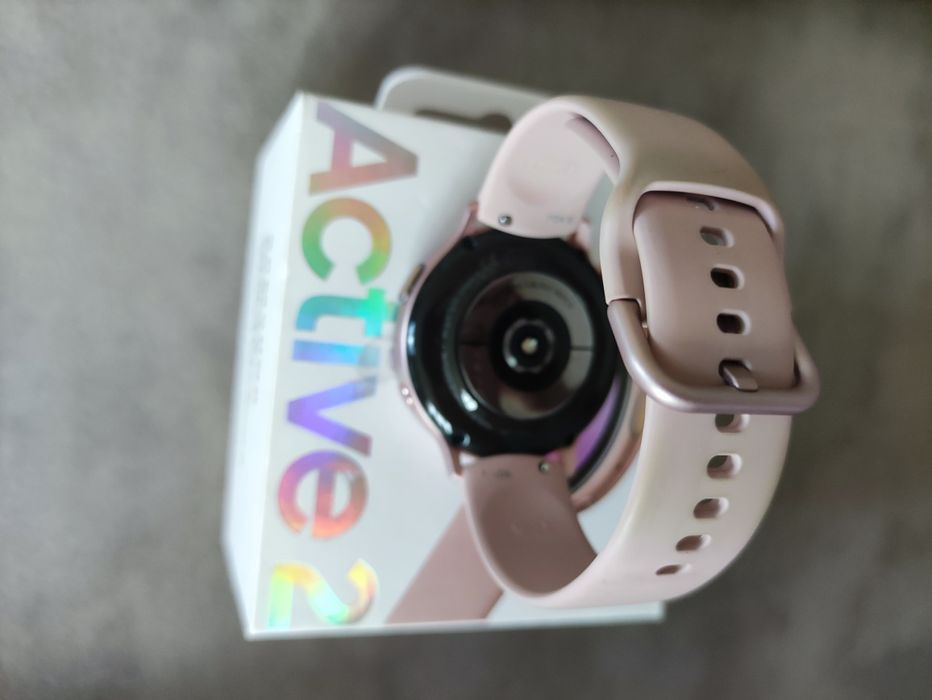 Samsung Galaxy Watch Active 2 - ЗА ЧАСТИ