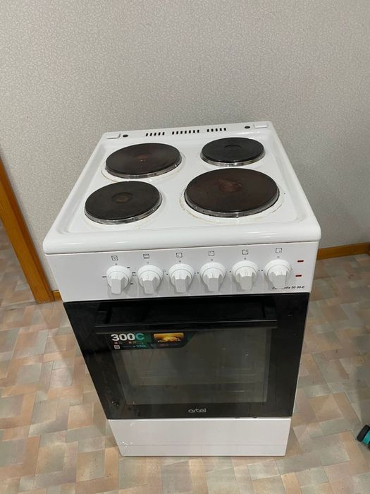 Продам электроплиту