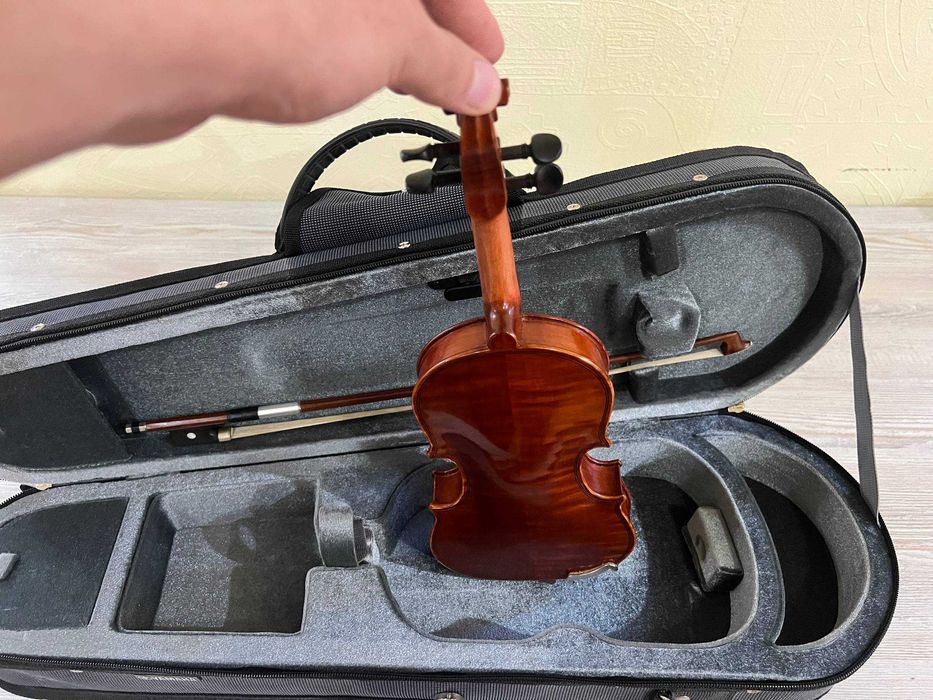 Продаю скрипку Yamaha V5 1/16