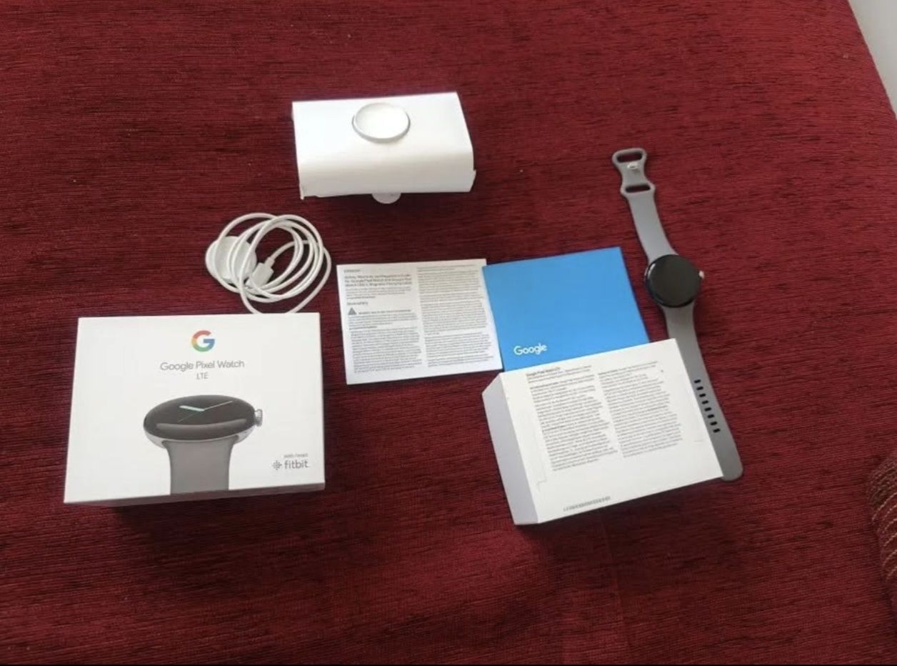 Продавам google pixel watch ailver