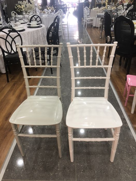 Scaune Chiavari Tiffany