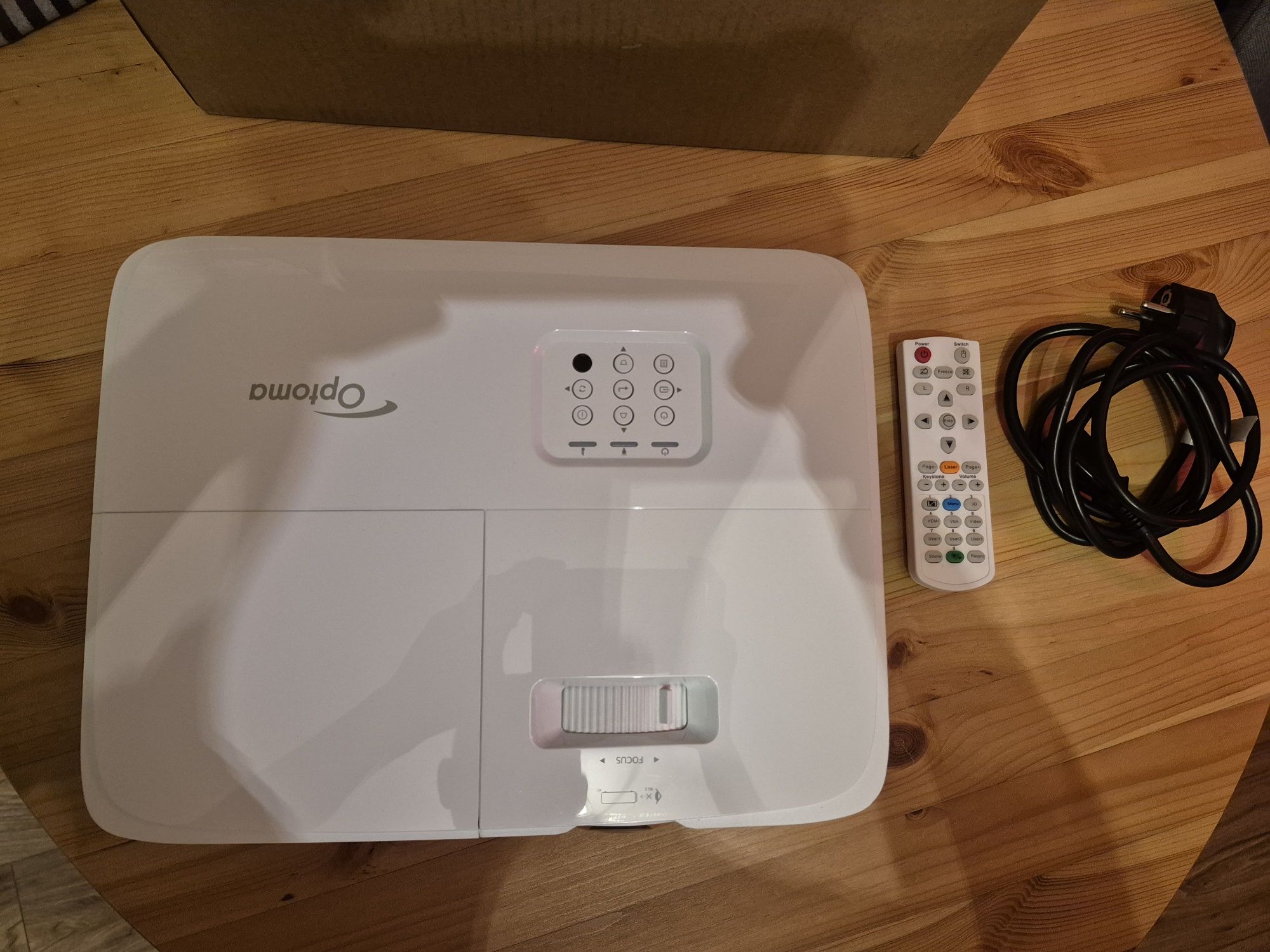Късофокусен Гейминг проектор Optoma HD29HST, 50 000:1, 4000lm, 120HZ