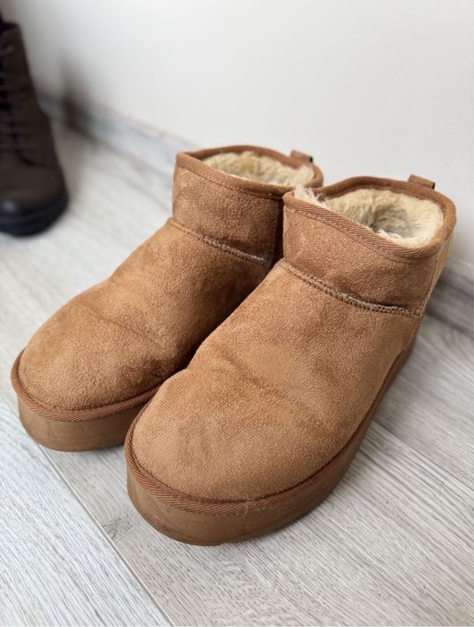 Зимни обувки UGG