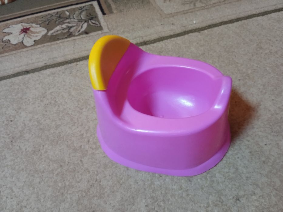 Срочно продам горшок.