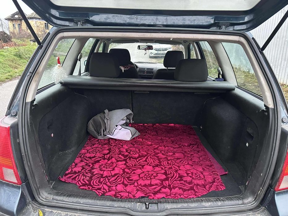 Vând golf 4 1.6 fsi