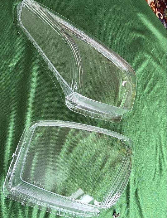 Стекло фары Toyota Rav4 рав4