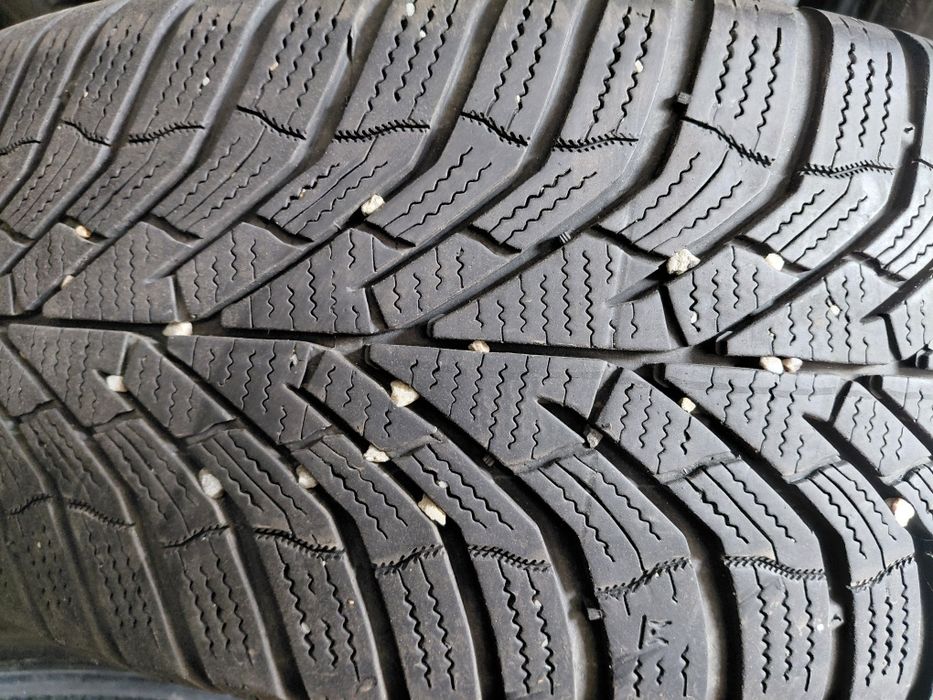 215/60/16"Kumho 2бр.гуми дот2022