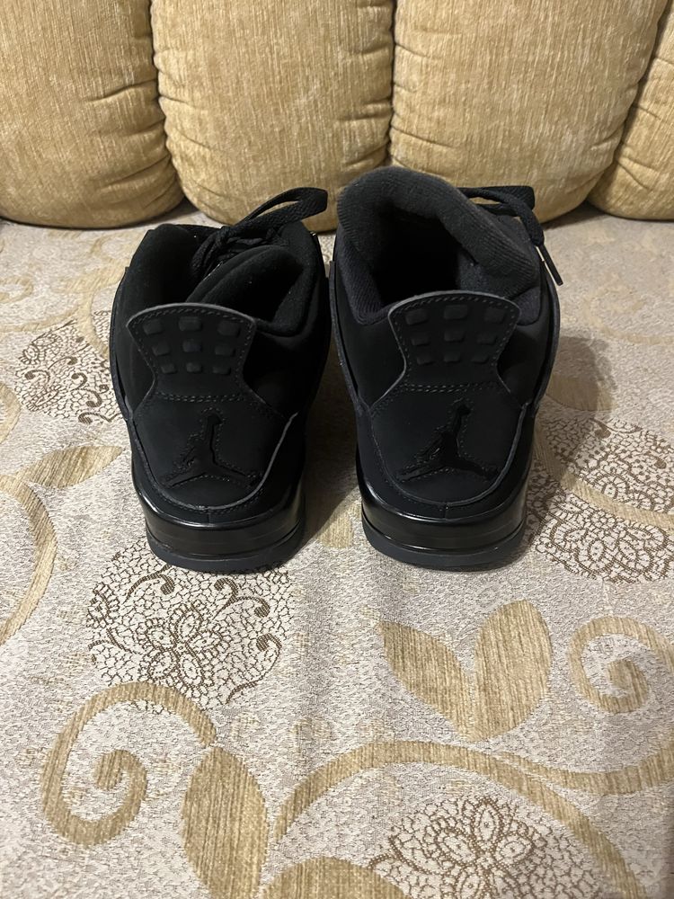 Air Jordan 4 Black Cat