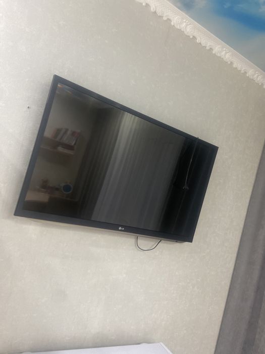 Продается срочно телевизор