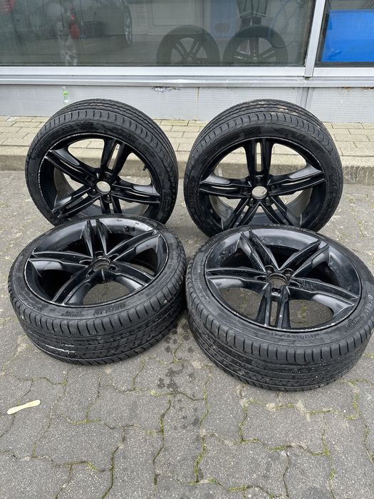 Vand 4 roți cu cauciuri in stare buna jante de audi 225/40 /R18