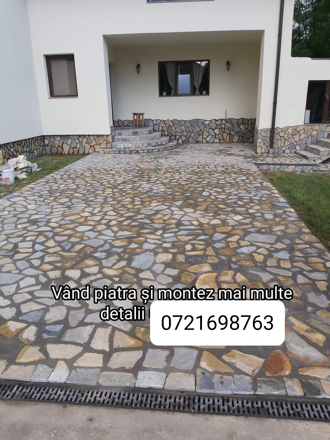 Pavaj Piatra naturala avem și montaj diverse culori