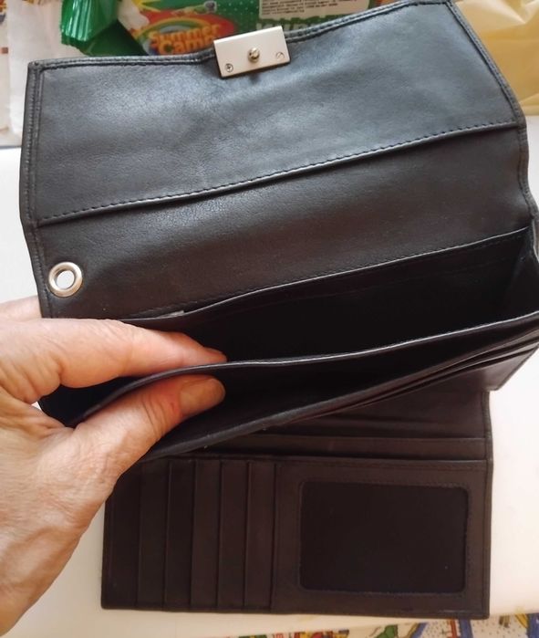 Дамско портмоне ест.кожа