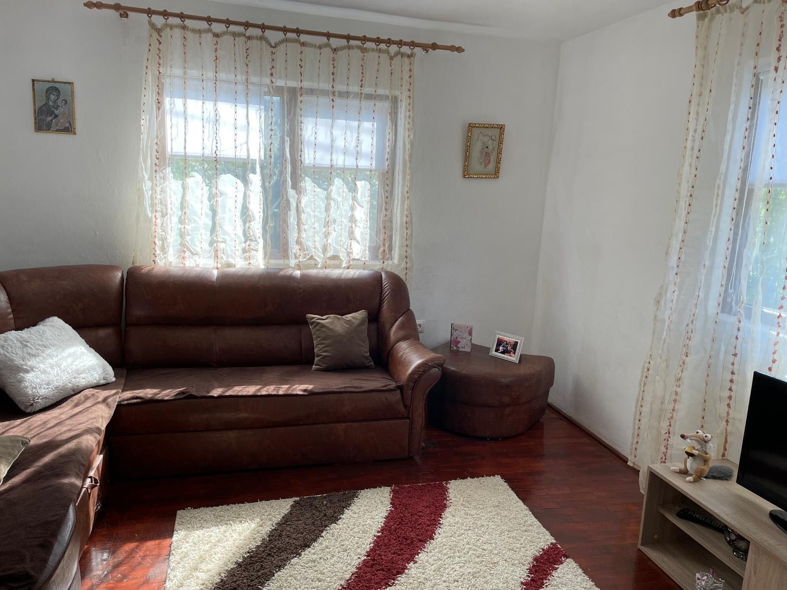 Vând casa P+1 si teren Voinești Dâmbovița
