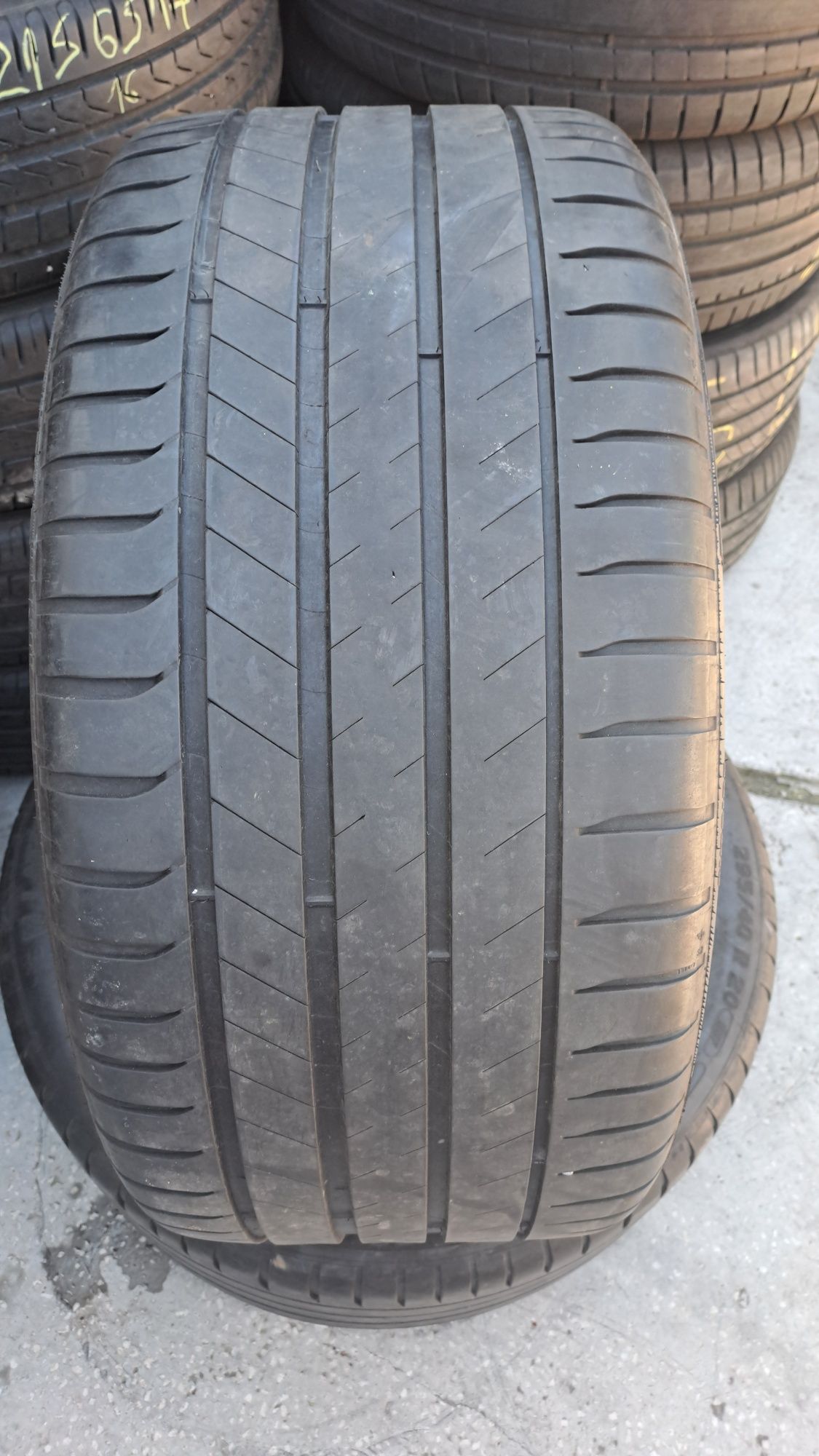 2 Anvelope vara 295 40 r20 MICHELIN