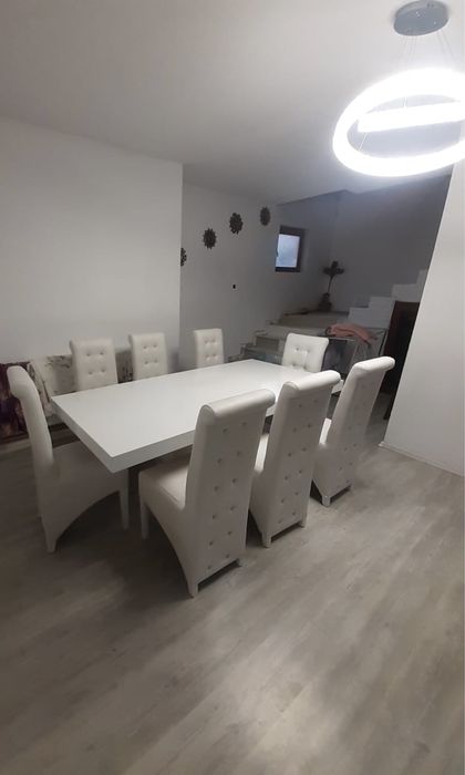 Set Masa + scaune 8 persoane