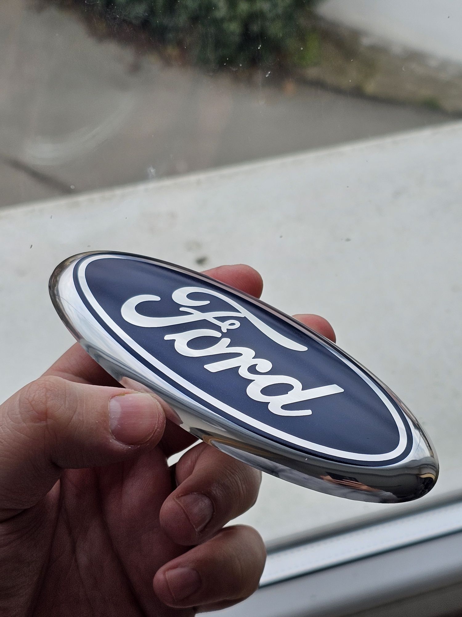 Sigla / Emblema metalica Ford 14,5 x 5,8 cm (focus, mondeo etc)