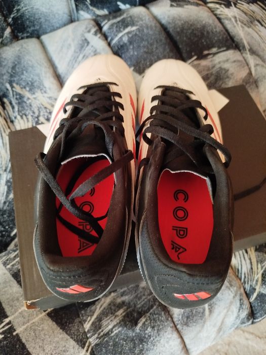 Бутонки Адидас нови