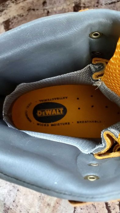 Ghete piele Dewalt mărimea 44