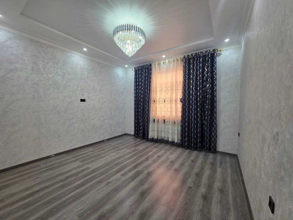 Продаётся 2х комн квартира на 2 этаже Ор-р 5 микрорайон