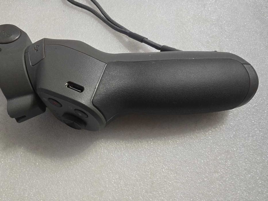 Sistem de Stabilizare Smartphone DJI Osmo Mobile 3 Bluetooth 3 AXE