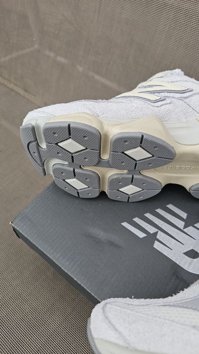 New balance 9060 size 38 true to size