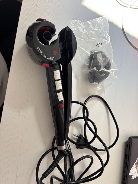 Ondulator par, foarte putin fosit