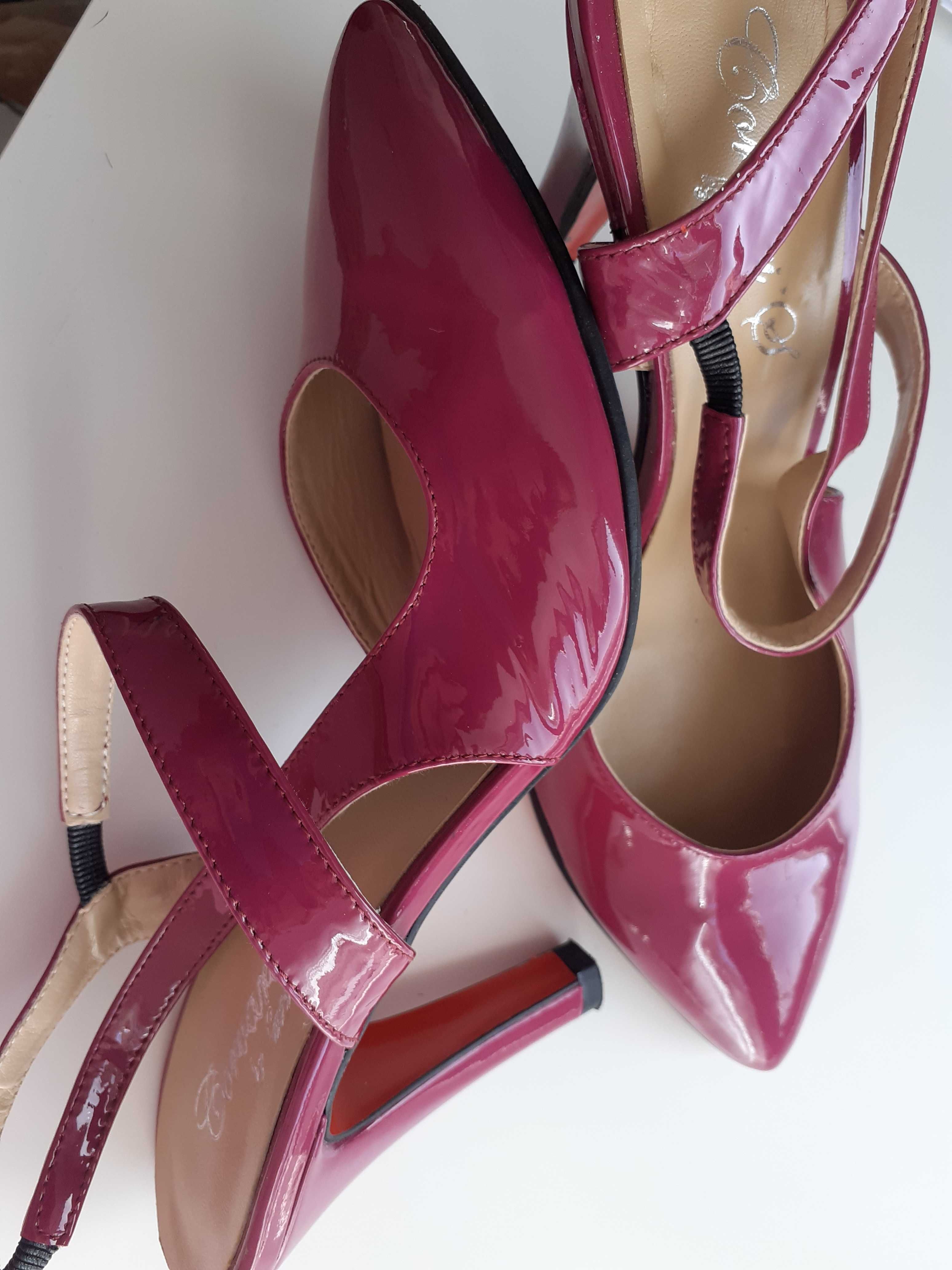 Pantofi eleganti fucsia marimea 37