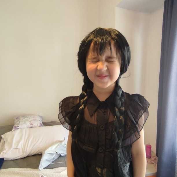 Peruca Wednesday NOUA