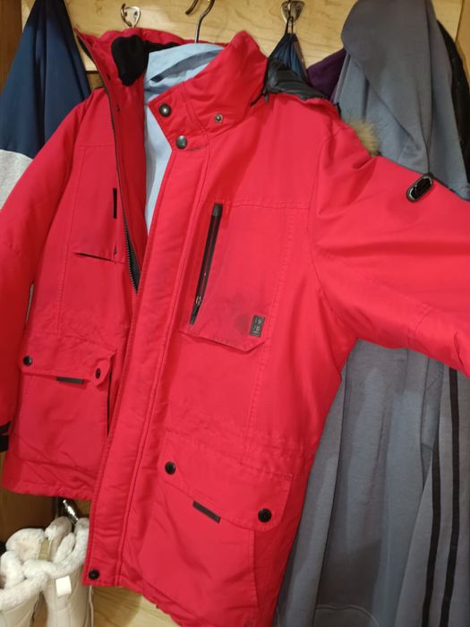 Продаю две зимних куртки