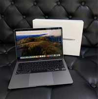 Apple MacBook Air M1 8/256 GB 2020 года в идеальном новый состоянии