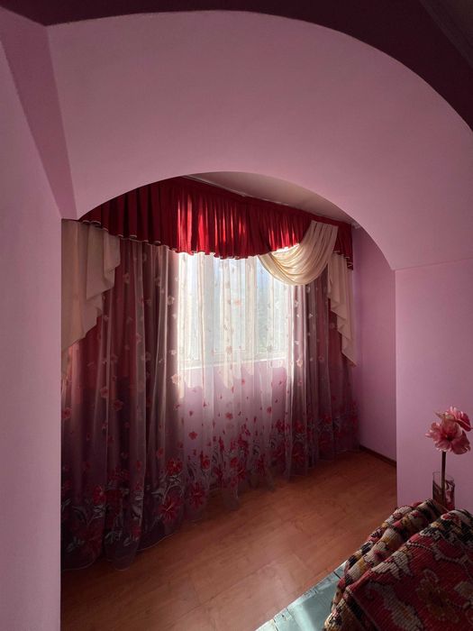 12 мкр 2 комн.кв. 60 кв.м. 2006 г.п.