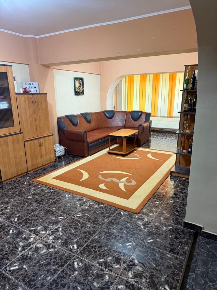 Vand Apartament Campineanca