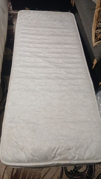 Отдам даром матрас 80*200