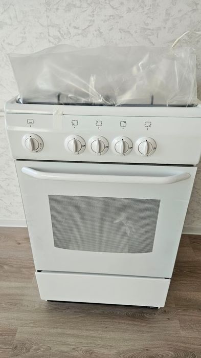 Продам новую газувую плиту.