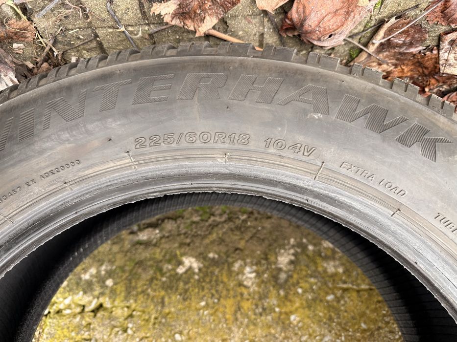 Firestone winterhawk 4 225/60/18