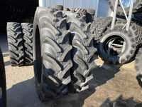 13.6-38 Anvelope Raidale pe insertie de metal 340/85R38