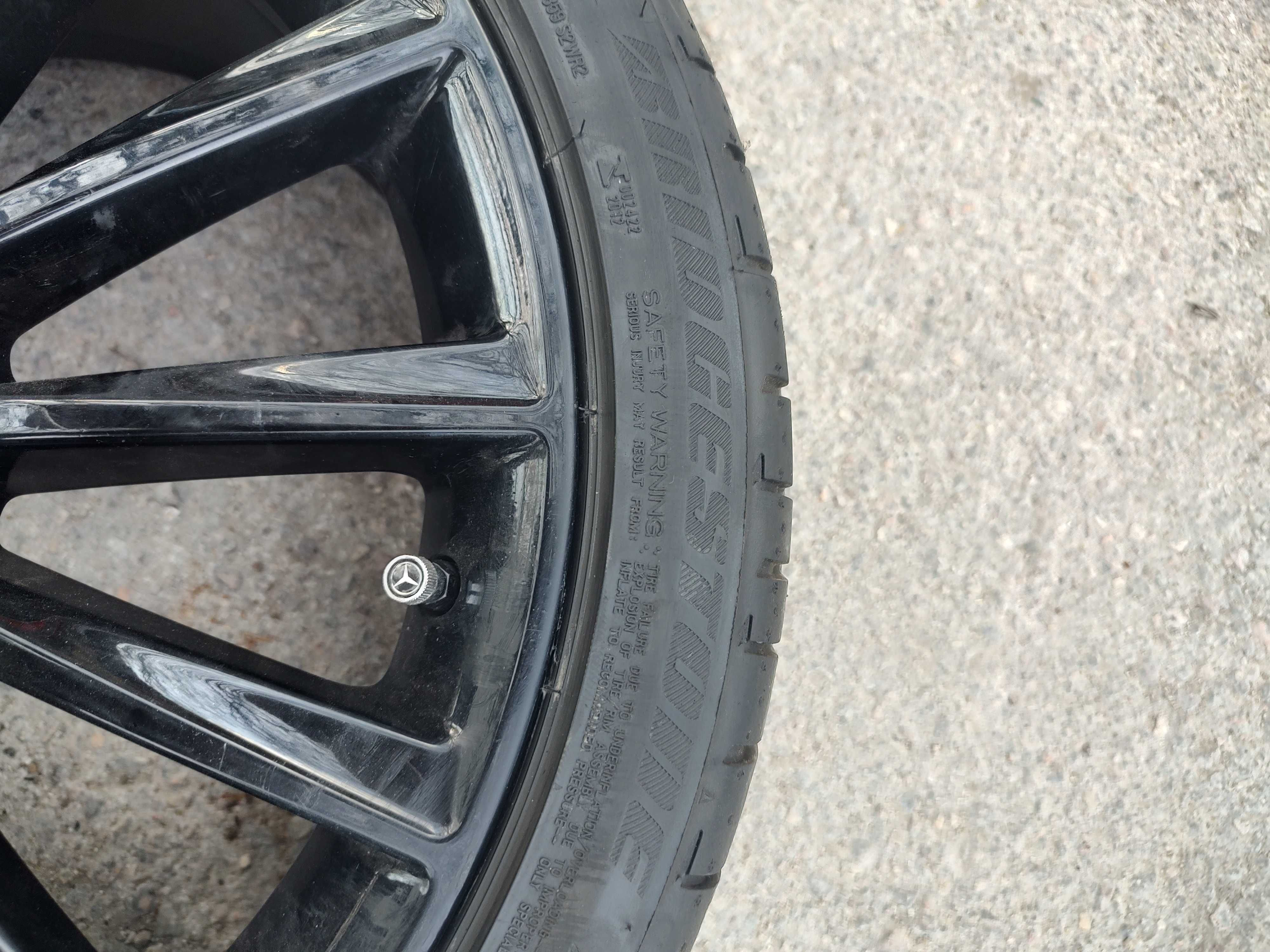 Bridgestone Potenza 255/35/19