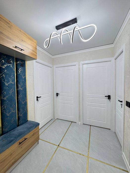 Метро НОВЗА 3*4/2/4 Авторскый ремонт. 72кв.м