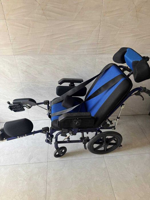 Коляска Арава сотилади